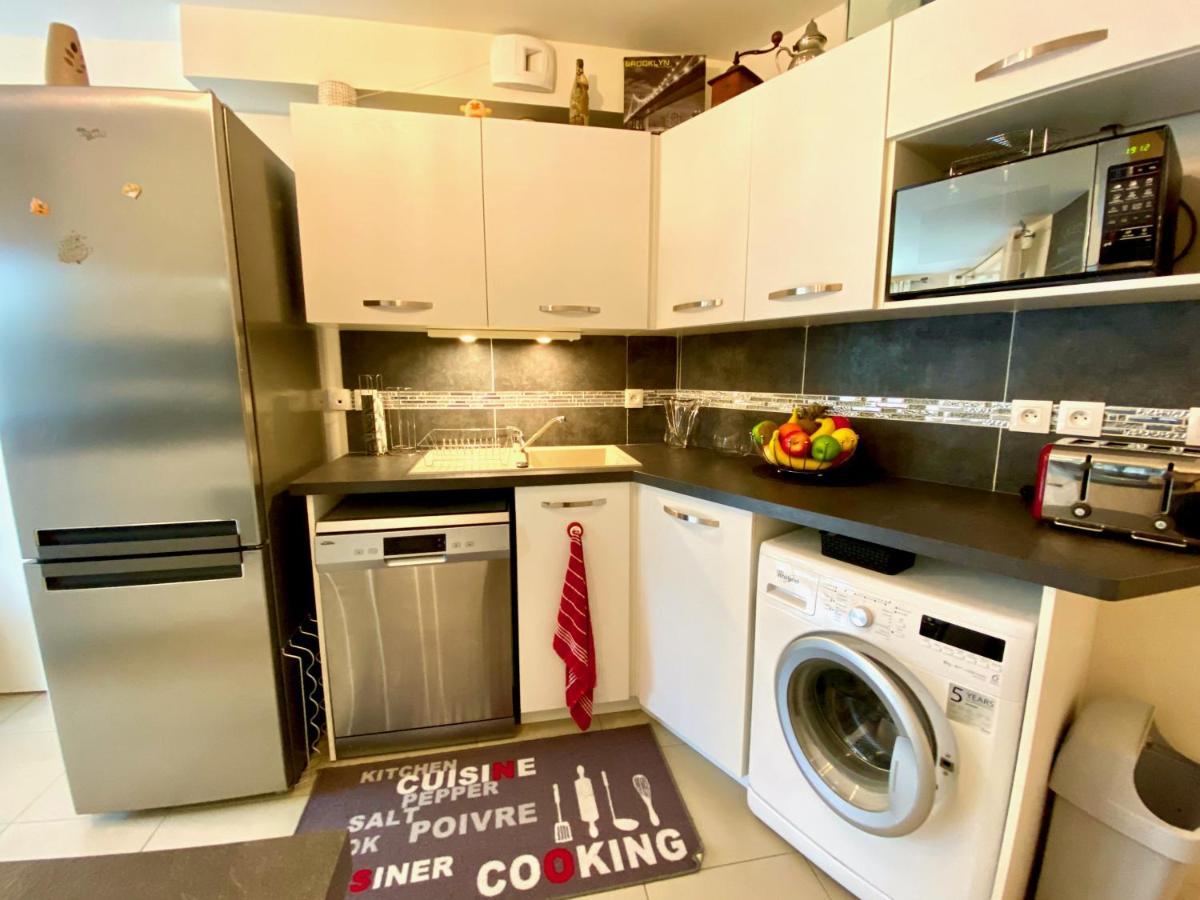 Le Neptune, Appartement Avec Parking Et Jardin Proche Universite ก็อง ภายนอก รูปภาพ